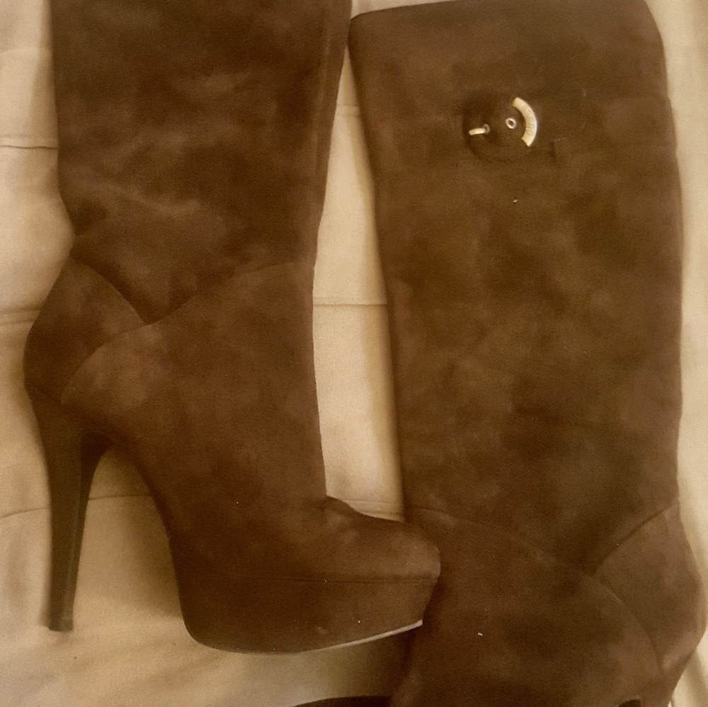 Guess brown suede boots Worn Gently